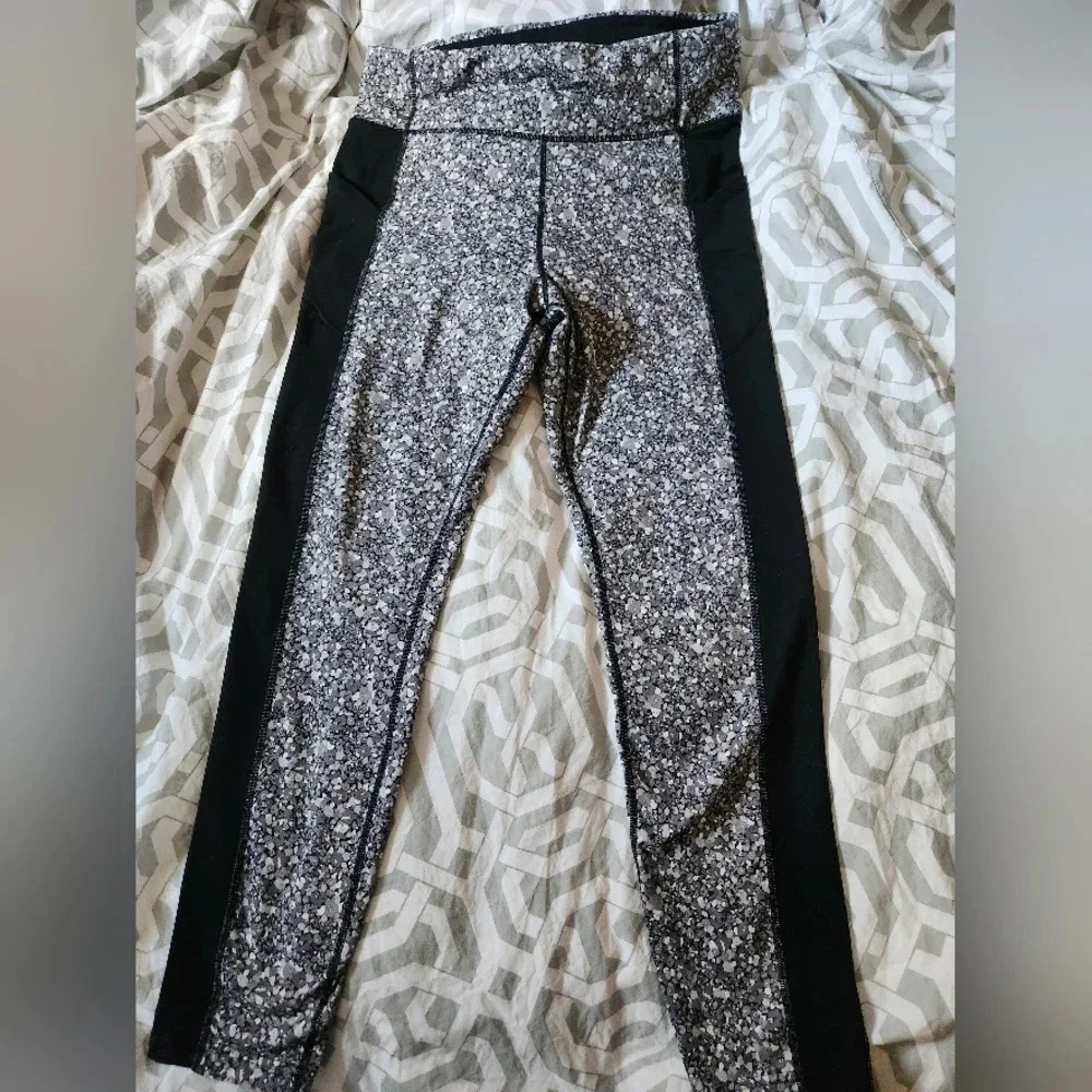 Lands' End Women's Leggings size Large 14-16 - Picture 3 of 6